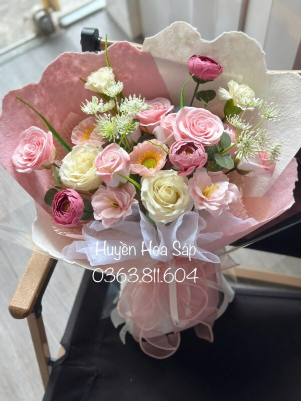Premium Pink-Toned Soap Flower Bouquet with Textured Wrapping Paper